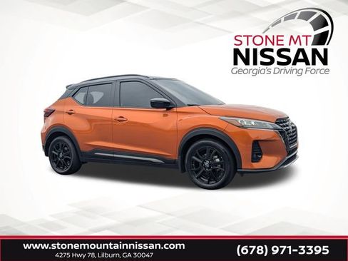 Used 2024 Nissan Kicks SR w/ SR Premium Package image 1