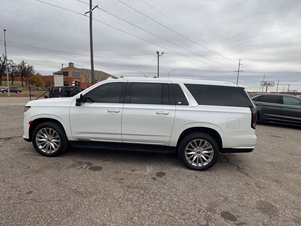Used 2021 Cadillac Escalade ESV Premium Luxury AWD/4WD image 41