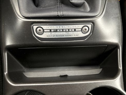 Used 2023 Ford Bronco Badlands image 17