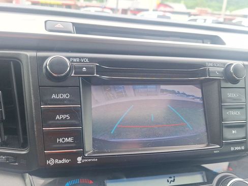 Used 2016 Toyota RAV4 XLE FWD image 31