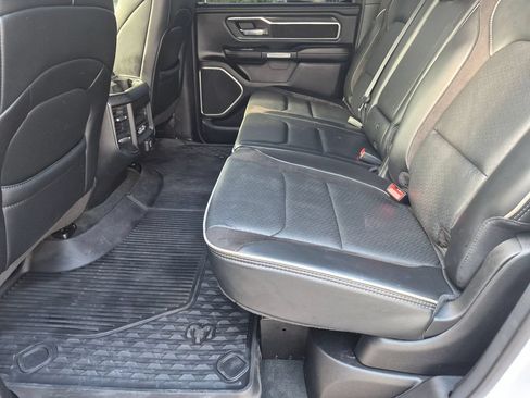 Used 2023 RAM 1500 Laramie AWD/4WD image 18