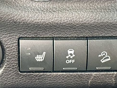 Used 2017 Jeep Wrangler Unlimited Sahara w/ Quick Order Package 24E Chief AWD/4WD image 15