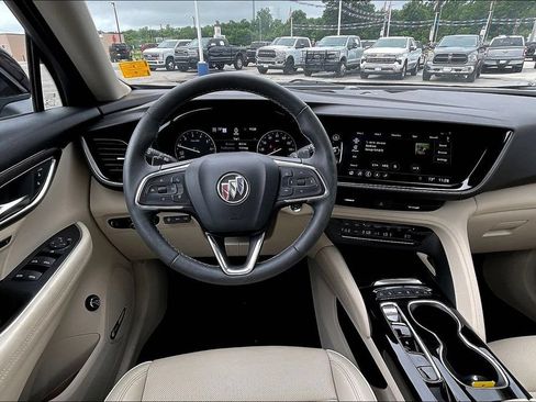 Used 2023 Buick Envision Avenir AWD/4WD image 6
