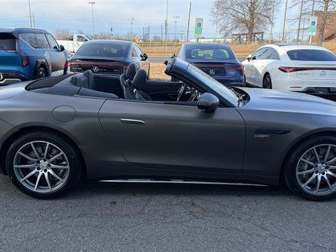 Used 2023 Mercedes-Benz SL 43 AMG image 30