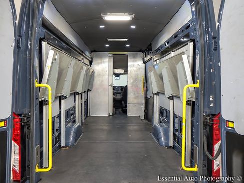 Used 2020 Ford Transit 250 148 High Roof Extended RWD image 15