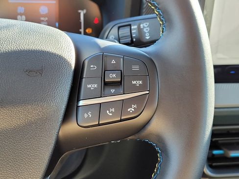 New 2026 Ford Maverick Lobo AWD/4WD image 17