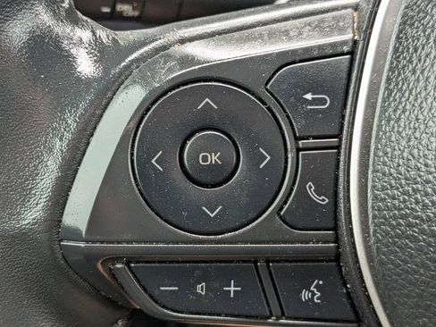 Used 2025 Toyota Corolla Cross AWD Hybrid w/ Convenience Package image 27