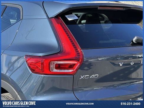 New 2026 Volvo XC40 B5 Ultra w/ Climate Package image 9