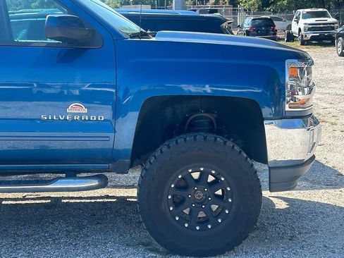 Used 2018 Chevrolet Silverado 1500 LT w/ All Star Edition AWD/4WD image 7