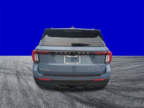 New 2026 Ford Explorer Active image 5