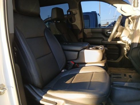 Used 2023 GMC Sierra 3500 Pro w/ Gooseneck/5TH Wheel Package image 13