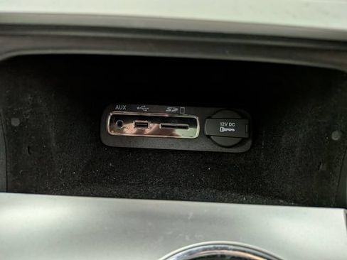 Used 2015 Jeep Grand Cherokee SRT w/ Trailer Tow Group IV AWD/4WD image 9