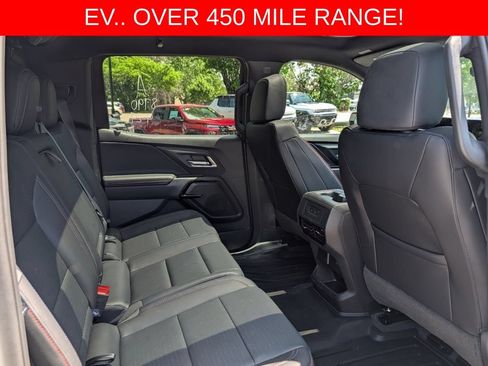 Used 2025 Chevrolet Silverado EV RST AWD/4WD image 22