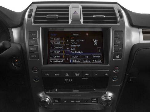 Used 2016 Lexus GX 460 w/ Premium Package AWD/4WD image 10