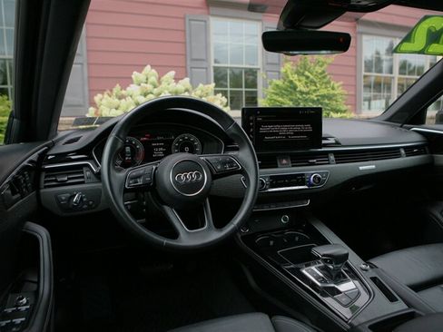 Used 2022 Audi A4 2.0T Premium Plus image 13
