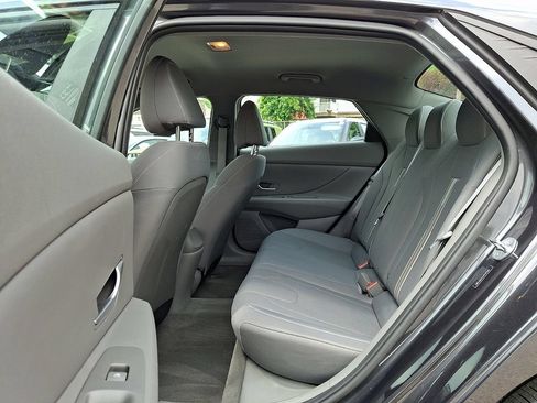 Certified 2023 Hyundai Elantra SEL w/ Cargo Package FWD image 11