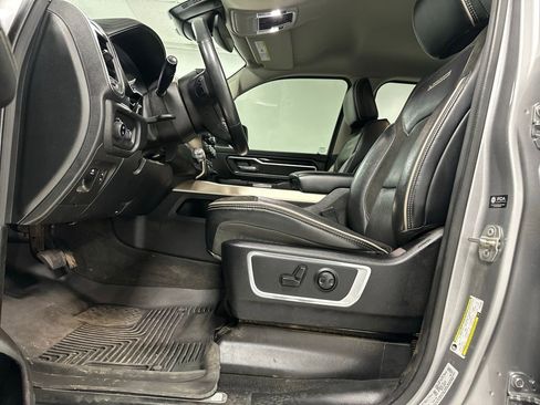 Used 2022 RAM 1500 Laramie image 12