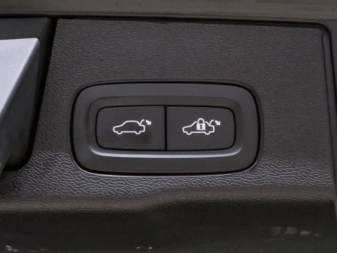 Used 2026 Volvo XC60 B5 Ultra w/ Protection Package Premier AWD/4WD image 31