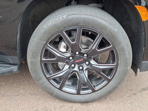 Used 2023 GMC Yukon Denali image 8