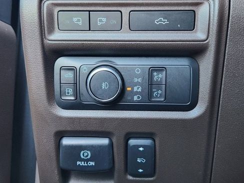 Certified 2022 Ford F150 King Ranch w/ Equipment Group 601A High image 21