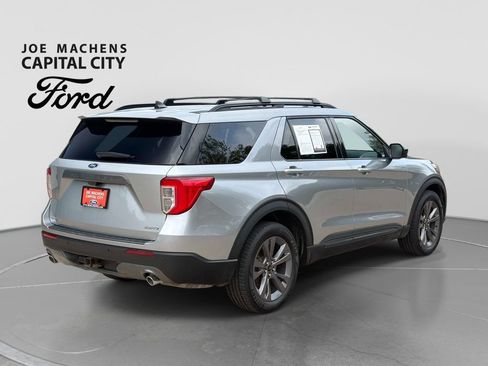 Used 2023 Ford Explorer XLT w/ Equipment Group 202A AWD/4WD image 5