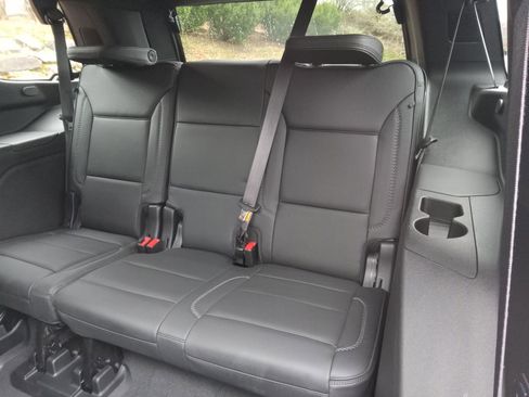 Used 2024 GMC Yukon Denali w/ Denali Reserve Package image 26