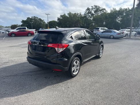 Used 2022 Honda HR-V LX image 3