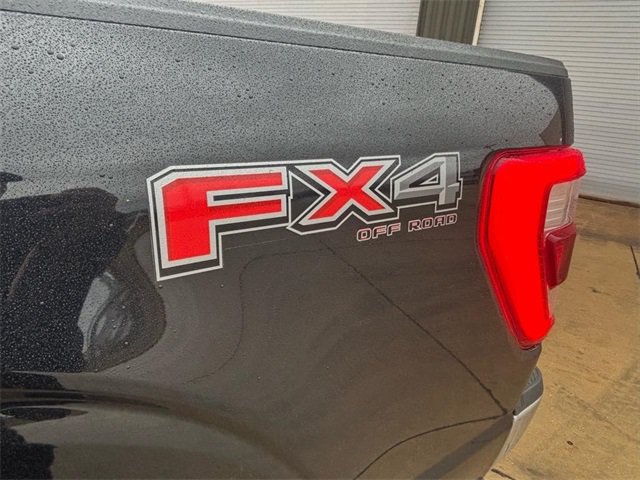 Used 2022 Ford F150 Lariat w/ Max Trailer Tow Package AWD/4WD image 38