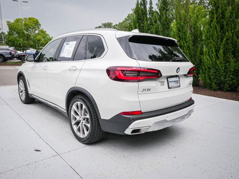 Used 2022 BMW X5 xDrive40i AWD/4WD image 8