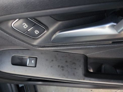 Used 2025 Ford Escape ST-Line AWD/4WD image 33