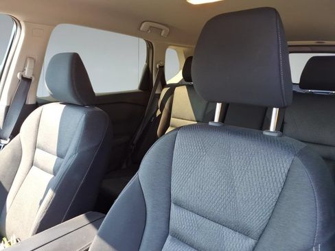 Used 2025 Nissan Rogue SV FWD image 16