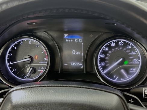 Used 2023 Toyota Camry SE image 12