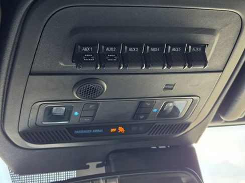 Used 2023 Ford Bronco Black Diamond w/ Sasquatch Package AWD/4WD image 16