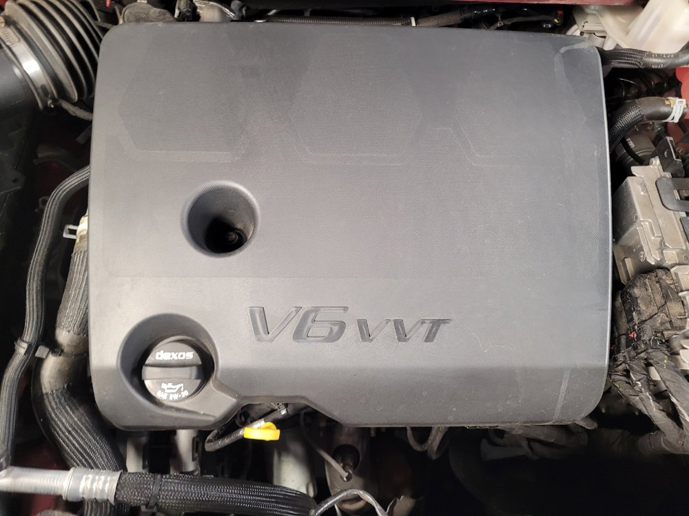 Used 2023 Chevrolet Traverse LT FWD image 30