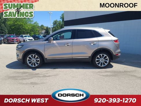 Used 2019 Lincoln MKC Select w/ Select Plus Package AWD/4WD image 2