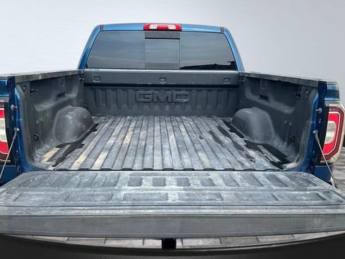 Used 2018 GMC Sierra 1500 SLT AWD/4WD image 7