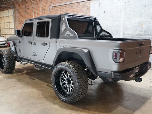 Used 2020 Jeep Gladiator Sport w/ Quick Order Package 24S image 13