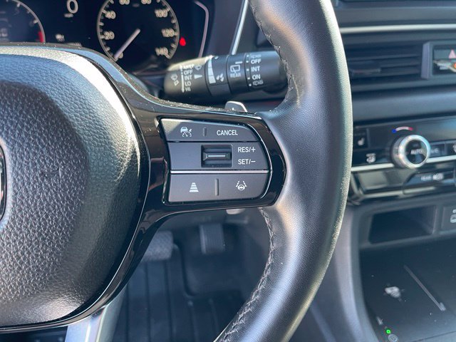 Used 2025 Honda Pilot EX-L image 16