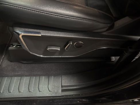 Used 2023 Ford F150 Lariat w/ Equipment Group 502A High image 22