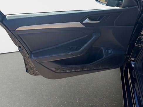 Used 2023 Volkswagen Jetta Sport image 13