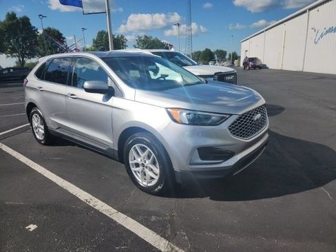Used 2023 Ford Edge SEL AWD/4WD image 1