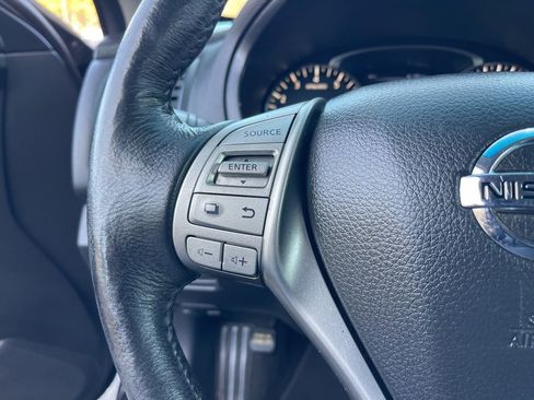 Used 2015 Nissan Altima 2.5 SL w/ Technology Package image 16