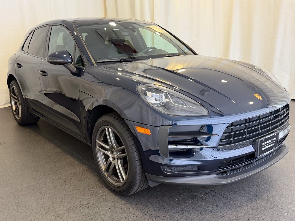 Certified 2020 Porsche Macan AWD/4WD image 7