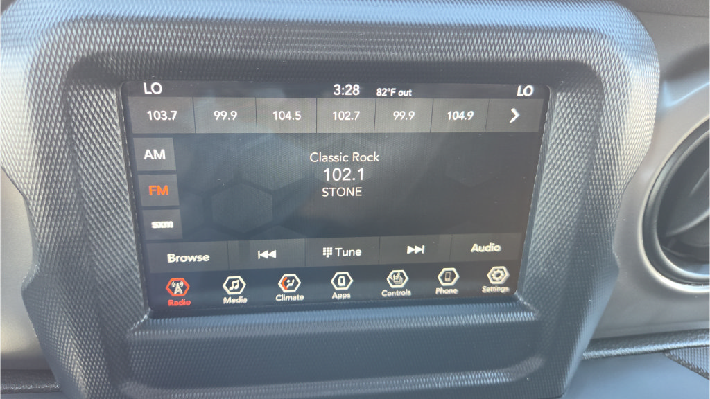 Used 2020 Jeep Gladiator Sport w/ Quick Order Package 24S AWD/4WD image 37