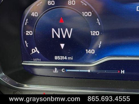 Used 2022 Chevrolet Tahoe Z71 w/ Luxury Package AWD/4WD image 36