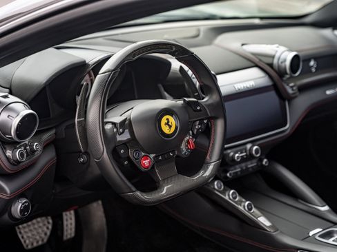 Certified 2018 Ferrari GTC4Lusso image 29