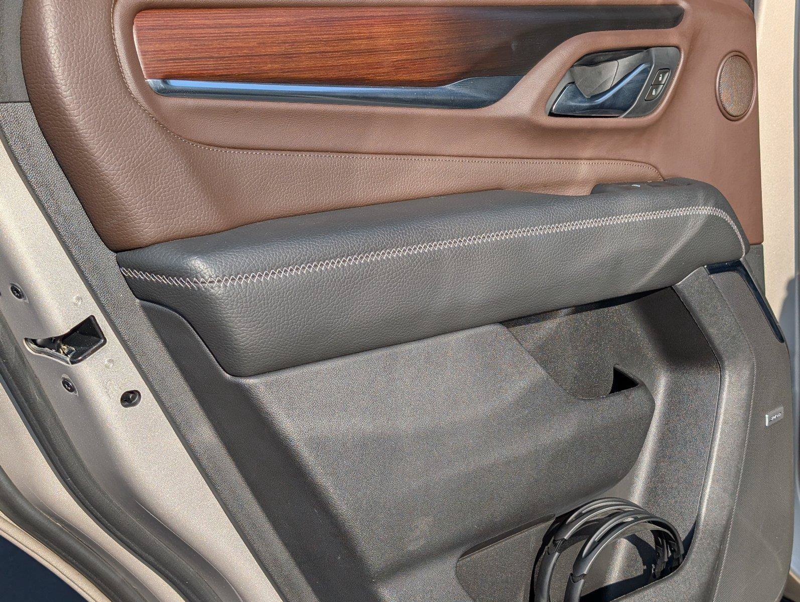 Used 2021 GMC Yukon Denali w/ Denali Premium Package RWD image 37