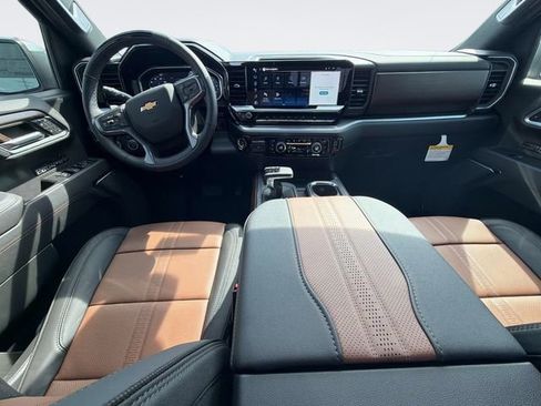 New 2026 Chevrolet Silverado 1500 High Country AWD/4WD image 18