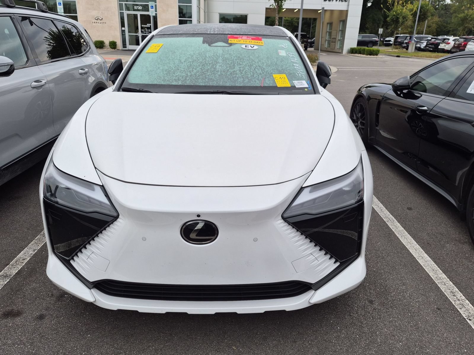 Used 2025 Lexus RZ 300e w/ Cold Area Package FWD image 6