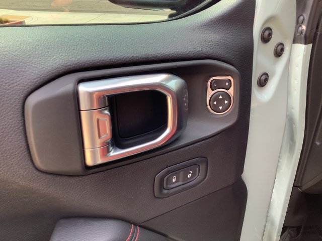 Used 2023 Jeep Wrangler Unlimited Rubicon 4xe AWD/4WD image 10